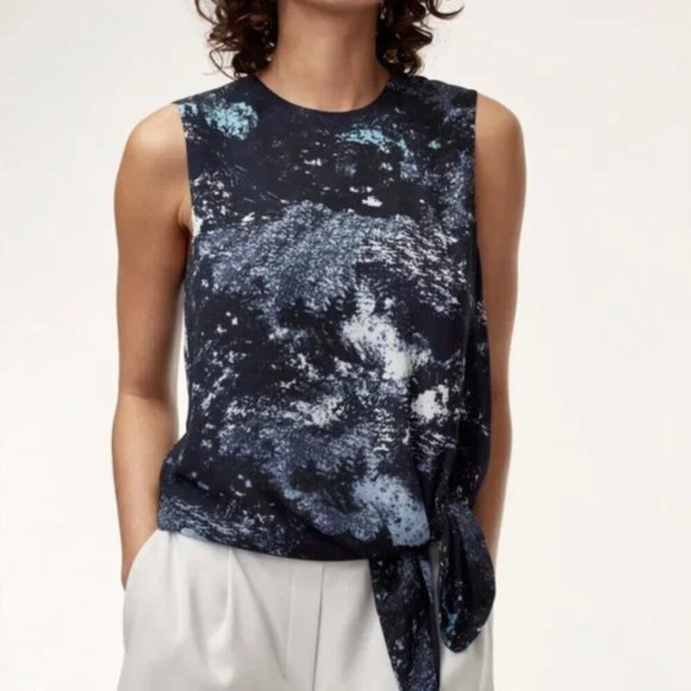 Babaton - Aritzia Hopkins Blouse - Abstract Blue and White - Tie front - Size S